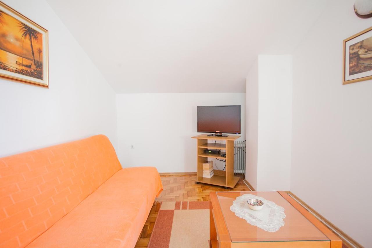 Apartments Ivomar Trogir Bagian luar foto